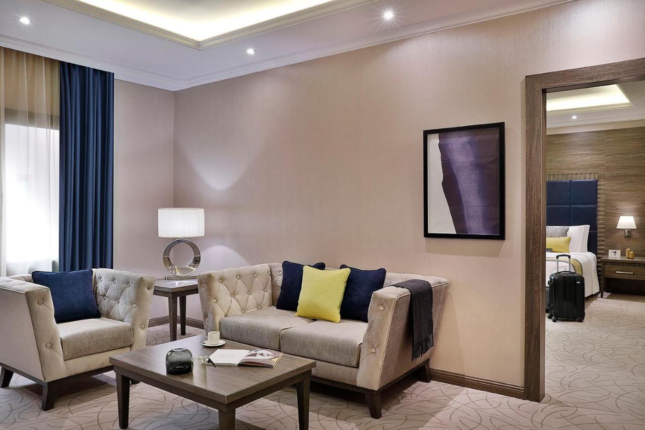 Voco Al Khobar By Ihg Hotel Luaran gambar Suite